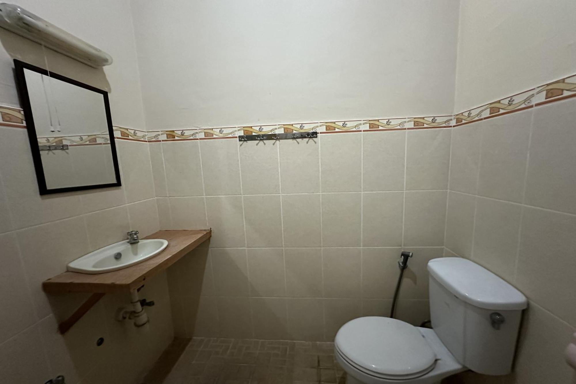 Taxa Raya Guest House Legian  Ngoại thất bức ảnh