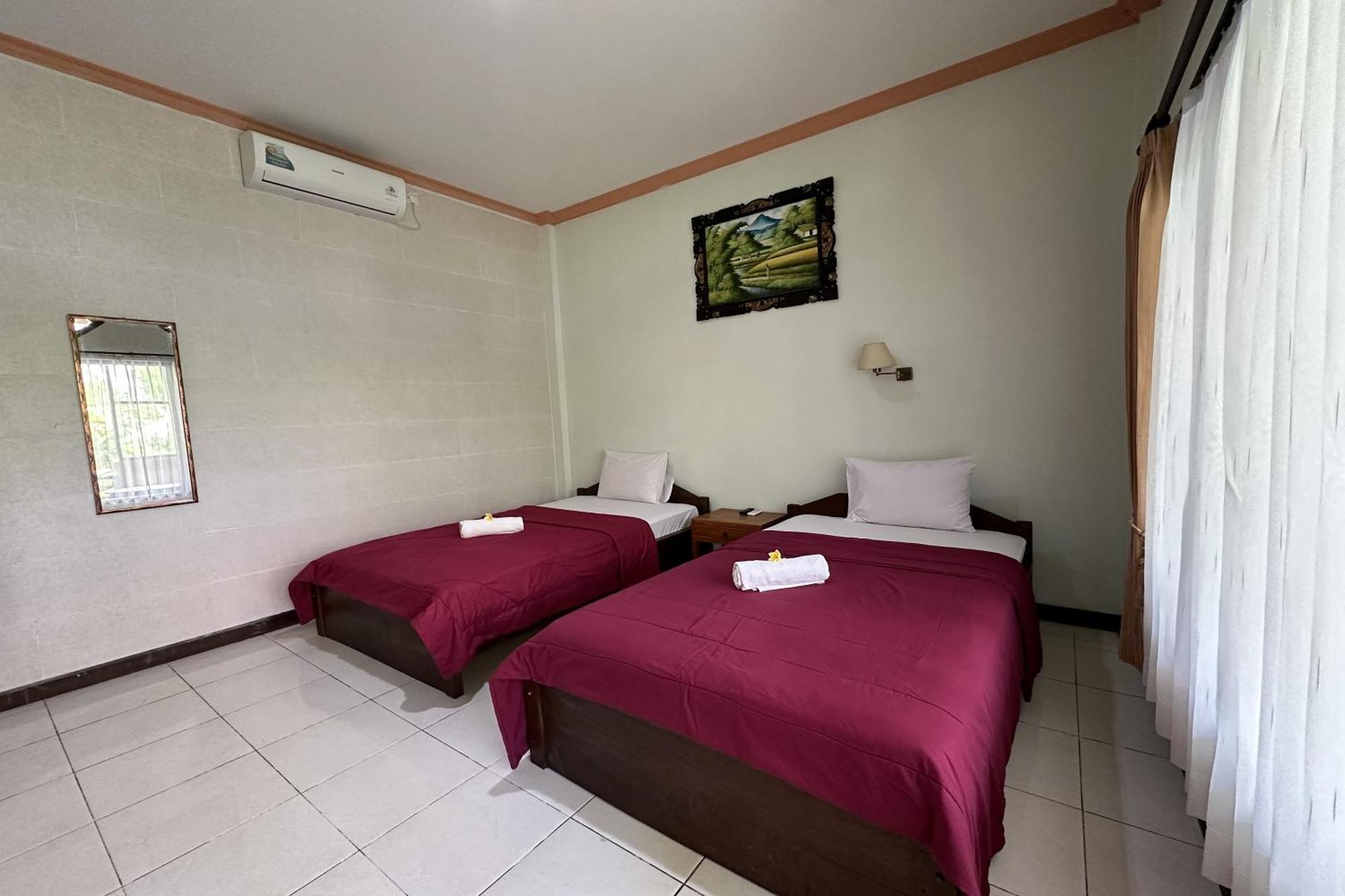 Taxa Raya Guest House Legian  Ngoại thất bức ảnh